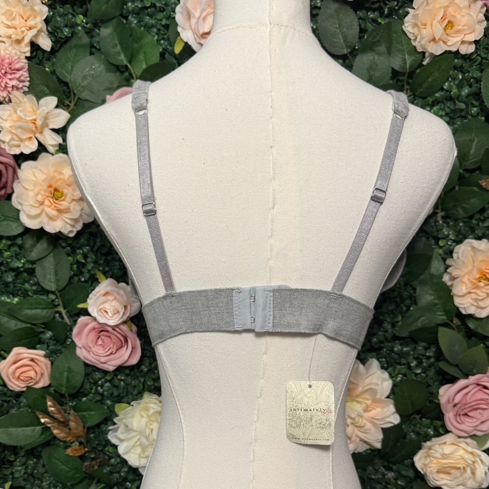 We The Free Heather Gray Triangle Bralette NWT - Picture 4 of 7